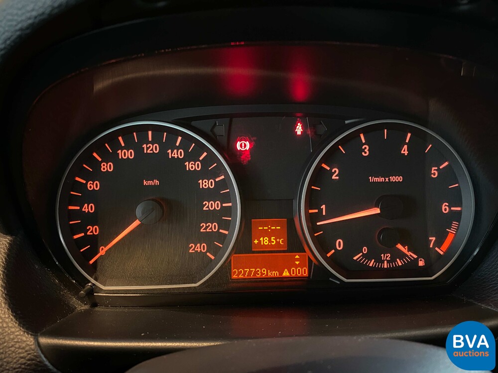 BMW 116i 1.6 123hp 1-Series 2007 -Org. NL-, 48-XZ-PB.