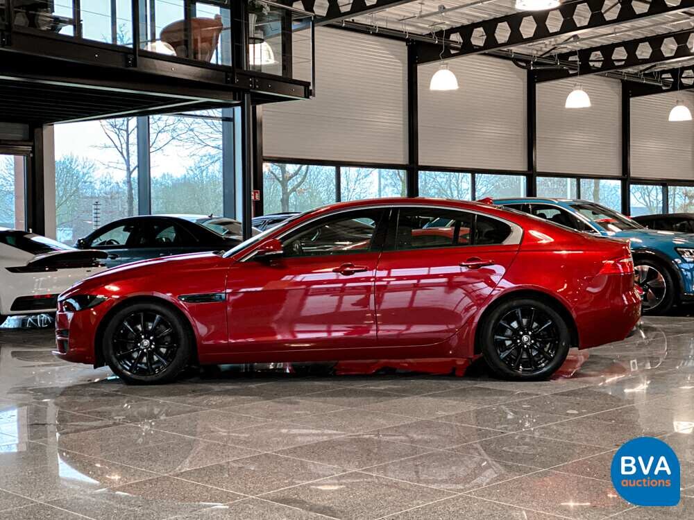 Jaguar XE 2.0D Prestige 163hp 2015 -Org. NL-, HS-269-F.