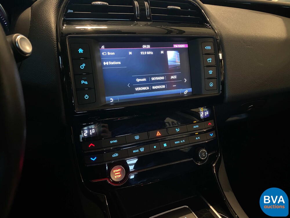 Jaguar XE 2.0D Prestige 163hp 2015 -Org. NL-, HS-269-F.