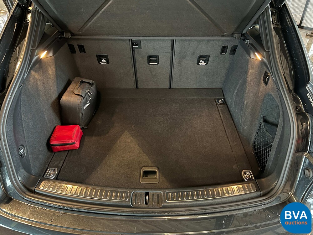 Porsche Macan 3.6 Turbo 400PS 2017 -Org NL-, NB-938-F.