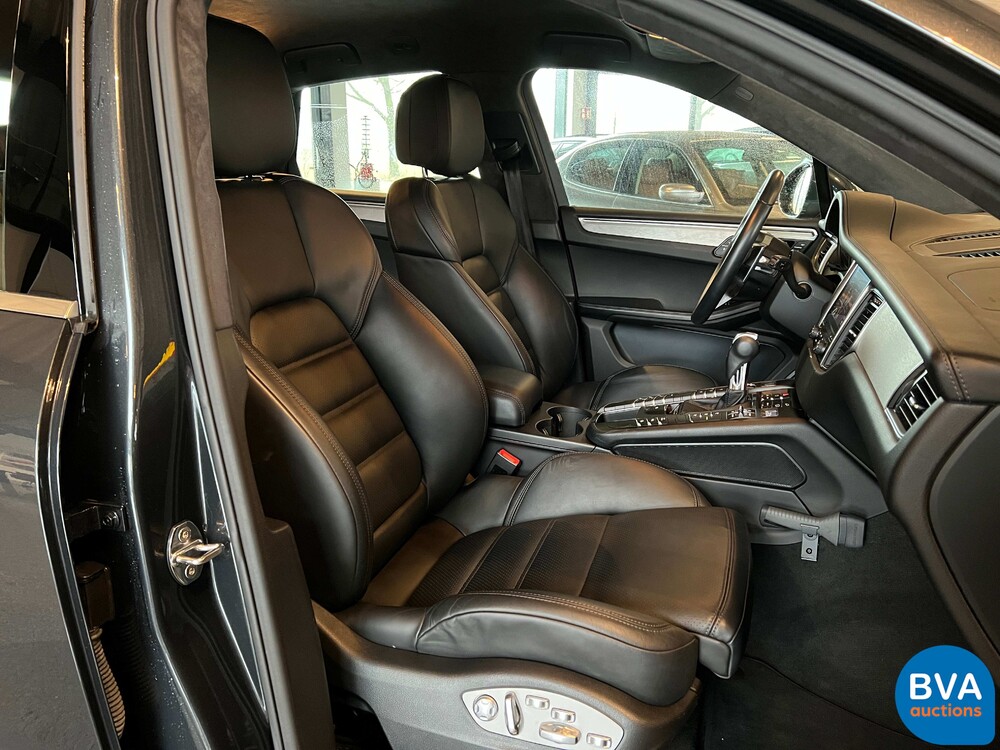 Porsche Macan 3.6 Turbo 400PS 2017 -Org NL-, NB-938-F.