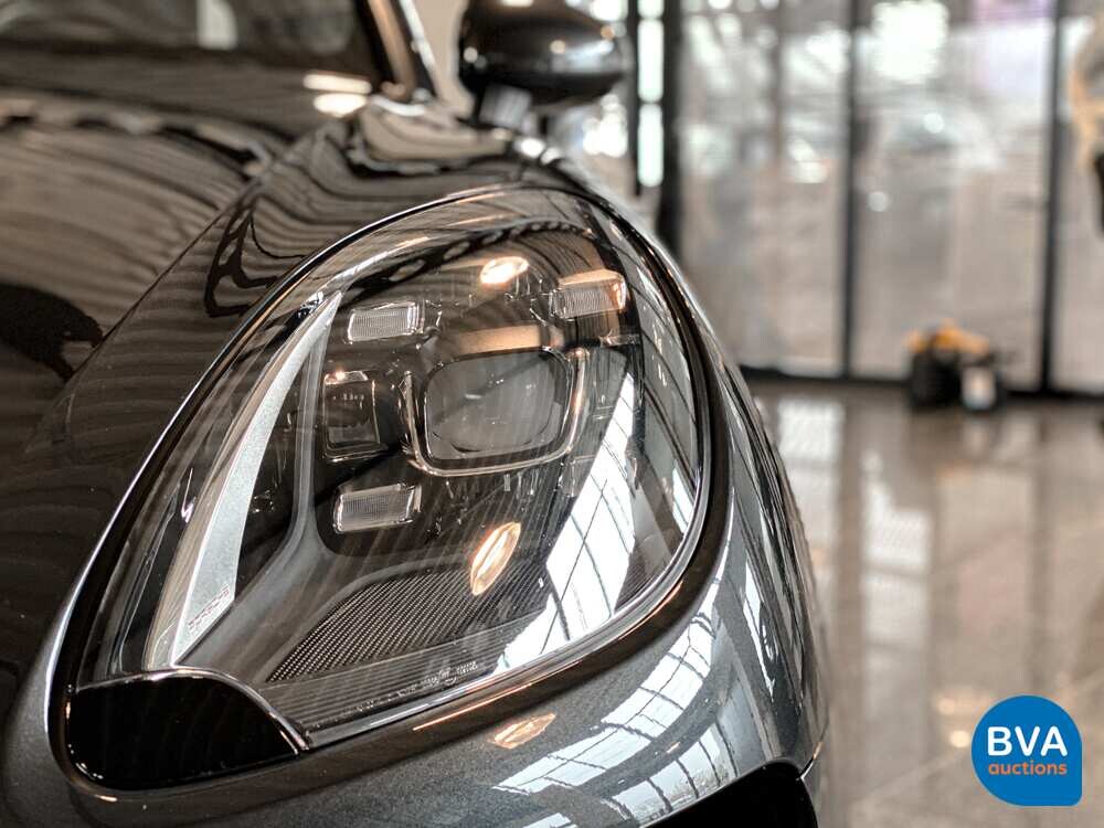 Porsche Macan 3.6 Turbo 400PS 2017 -Org NL-, NB-938-F.