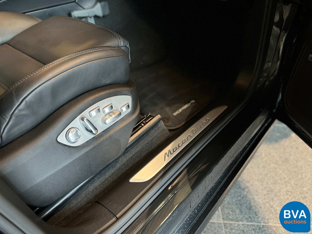 Porsche Macan 3.6 Turbo 400PS 2017 -Org NL-, NB-938-F.