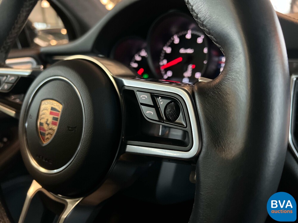 Porsche Macan 3.6 Turbo 400PS 2017 -Org NL-, NB-938-F.