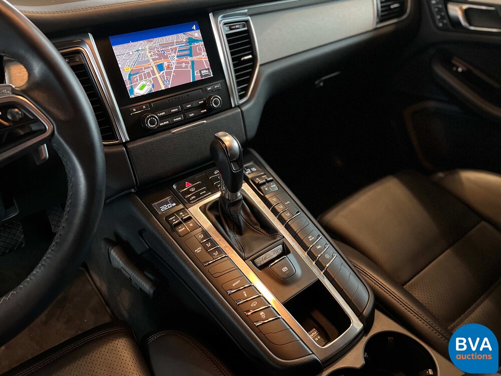 Porsche Macan 3.6 Turbo 400PS 2017 -Org NL-, NB-938-F.
