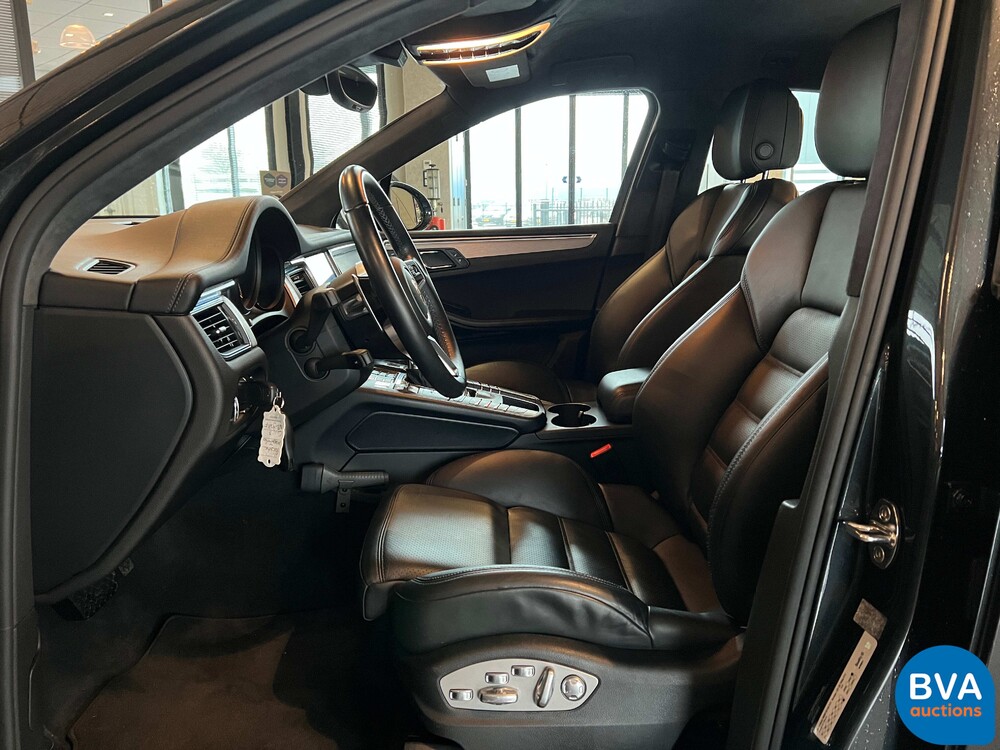 Porsche Macan 3.6 Turbo 400PS 2017 -Org NL-, NB-938-F.