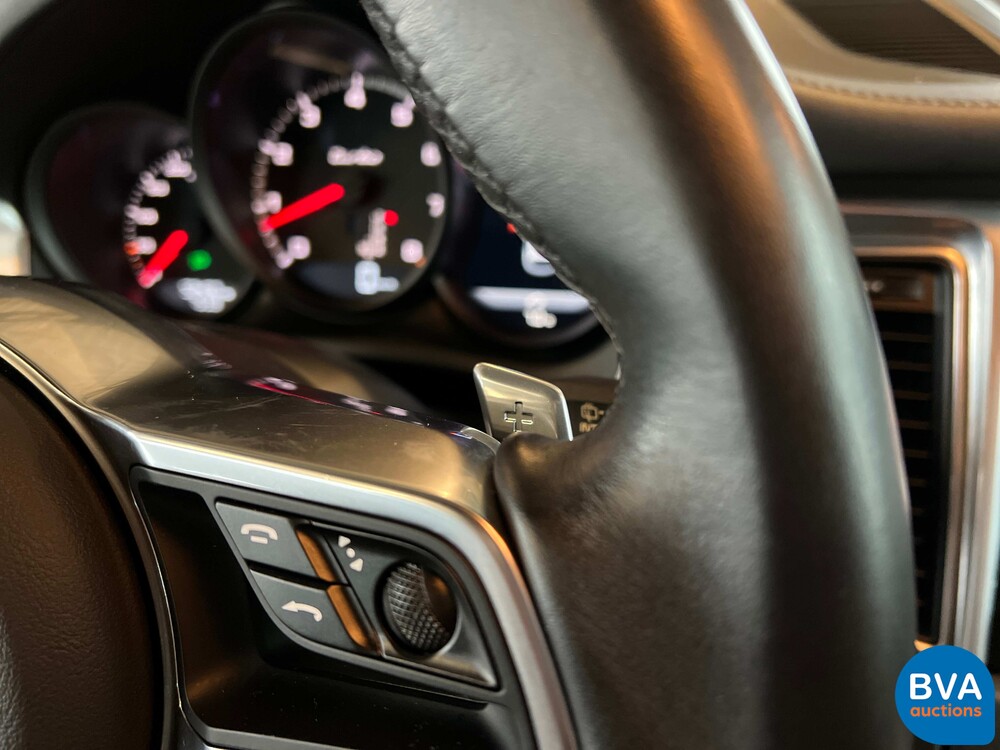 Porsche Macan 3.6 Turbo 400PS 2017 -Org NL-, NB-938-F.