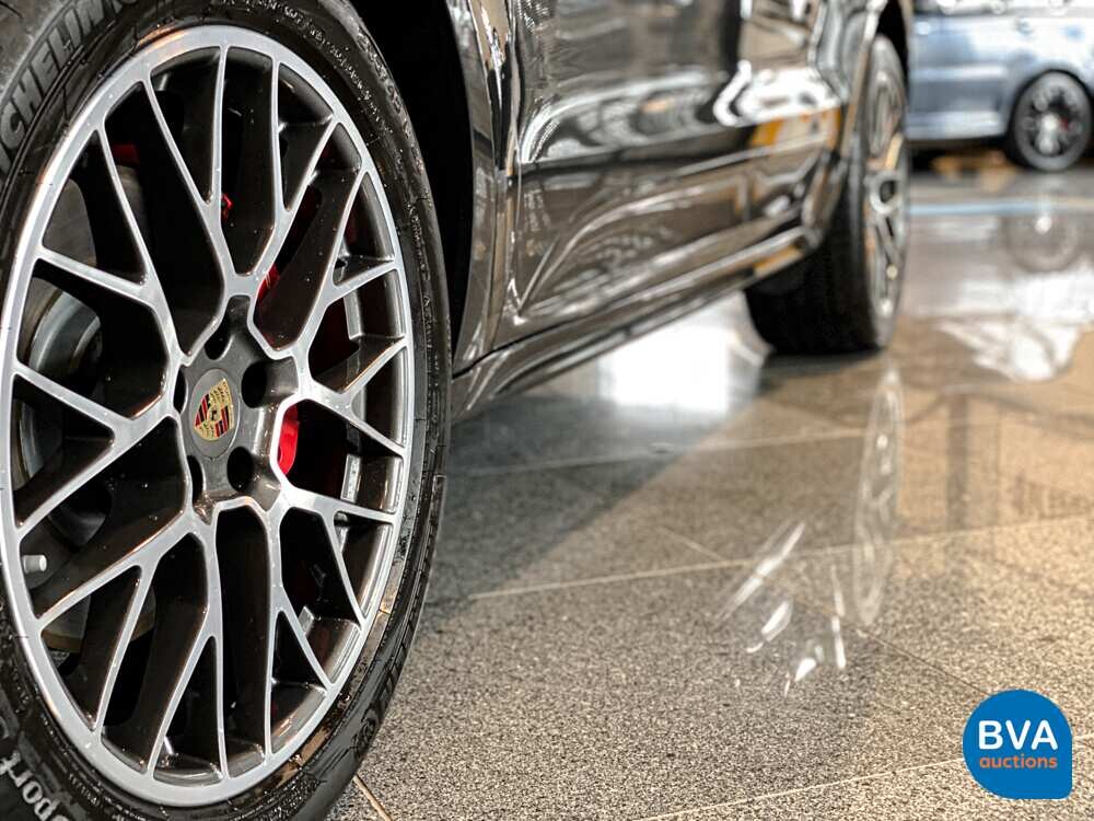Porsche Macan 3.6 Turbo 400PS 2017 -Org NL-, NB-938-F.