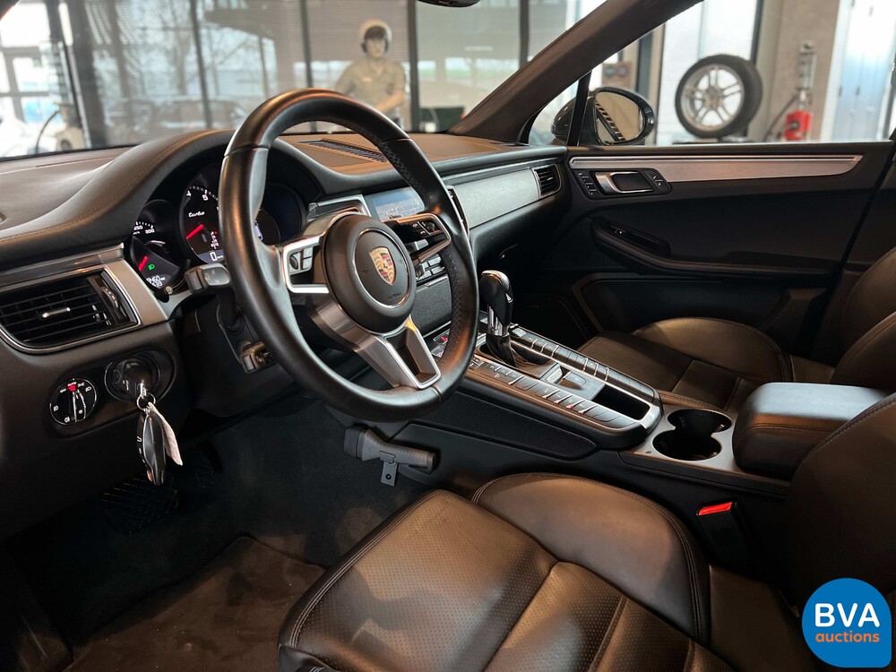 Porsche Macan 3.6 Turbo 400PS 2017 -Org NL-, NB-938-F.