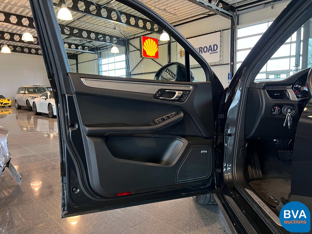 Porsche Macan 3.6 Turbo 400PS 2017 -Org NL-, NB-938-F.