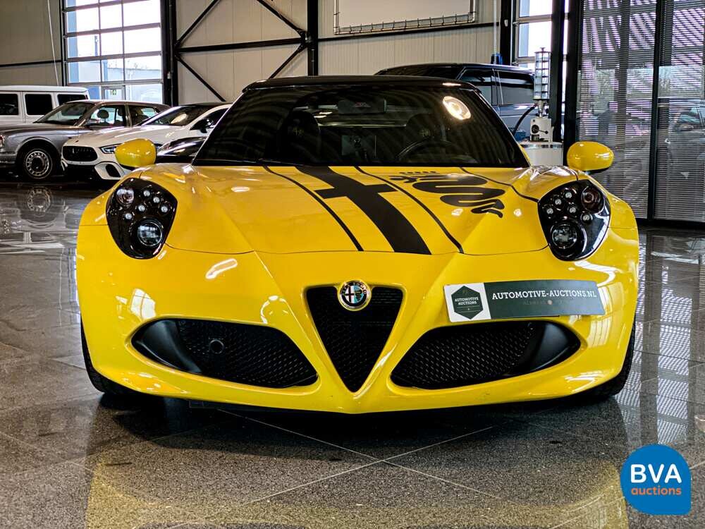 Alfa-Romeo 4C Spider 1750TBI Carbon TCT A6 240hp Cabriolet, PP-846-X.