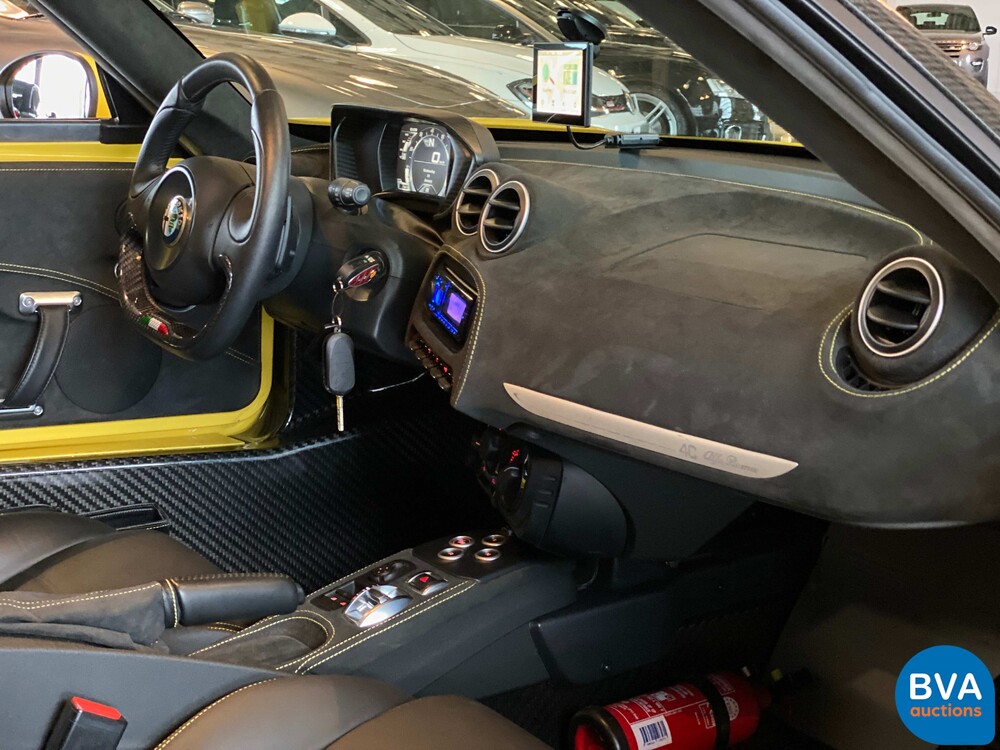 Alfa-Romeo 4C Spider 1750TBI Carbon TCT A6 240hp Cabriolet, PP-846-X.