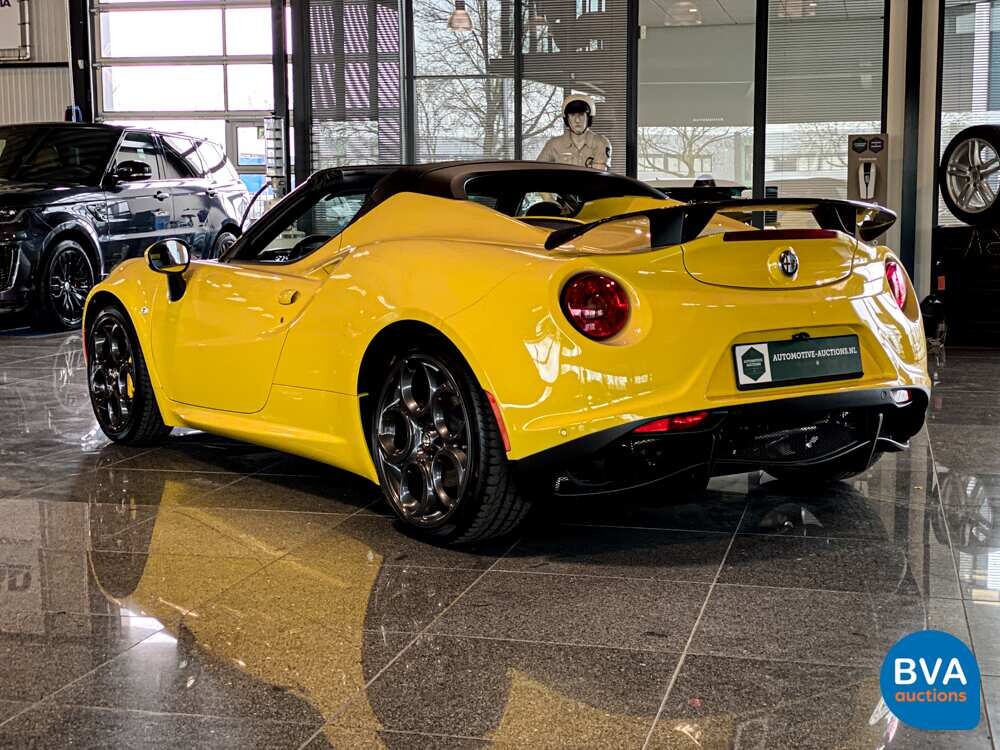Alfa-Romeo 4C Spider 1750TBI Carbon TCT A6 240hp Cabriolet, PP-846-X.