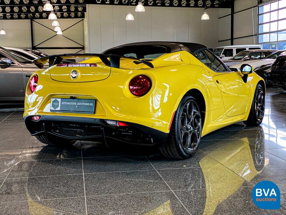 Alfa-Romeo 4C Spider 1750TBI Carbon TCT A6 240hp Cabriolet, PP-846-X.