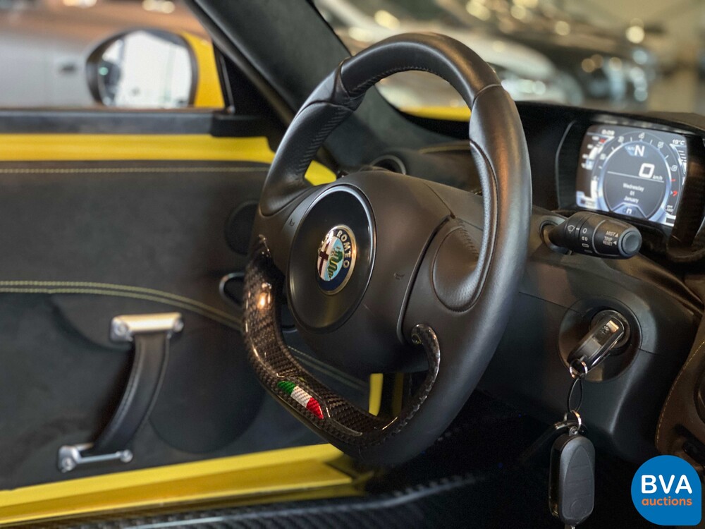 Alfa-Romeo 4C Spider 1750TBI Carbon TCT A6 240hp Cabriolet, PP-846-X.