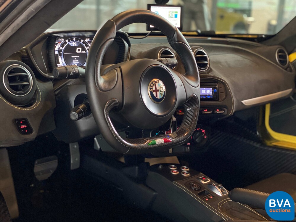 Alfa-Romeo 4C Spider 1750TBI Carbon TCT A6 240hp Cabriolet, PP-846-X.