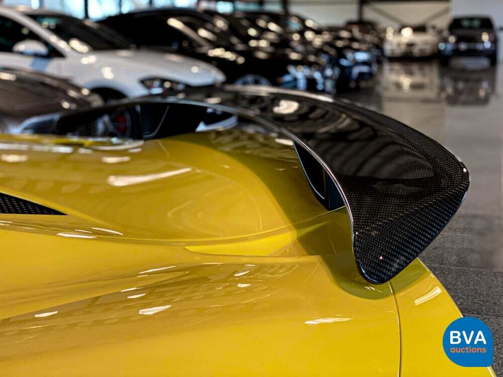 Alfa-Romeo 4C Spider 1750TBI Carbon TCT A6 240hp Cabriolet, PP-846-X.