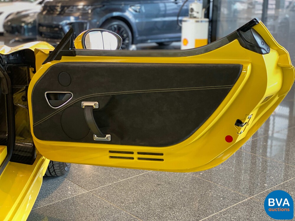 Alfa-Romeo 4C Spider 1750TBI Carbon TCT A6 240hp Cabriolet, PP-846-X.