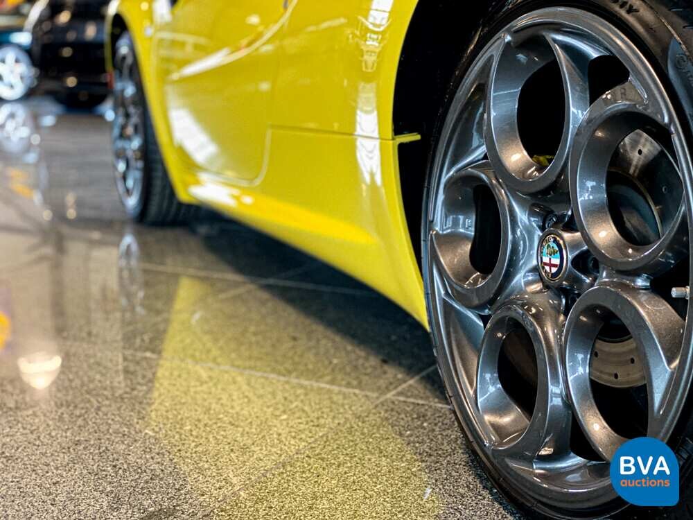 Alfa-Romeo 4C Spider 1750TBI Carbon TCT A6 240hp Cabriolet, PP-846-X.