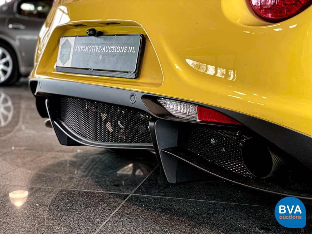 Alfa-Romeo 4C Spider 1750TBI Carbon TCT A6 240hp Cabriolet, PP-846-X.