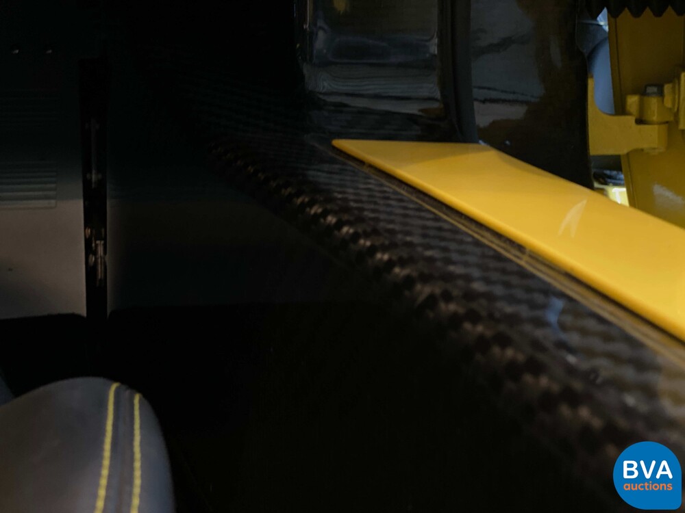 Alfa-Romeo 4C Spider 1750TBI Carbon TCT A6 240hp Cabriolet, PP-846-X.