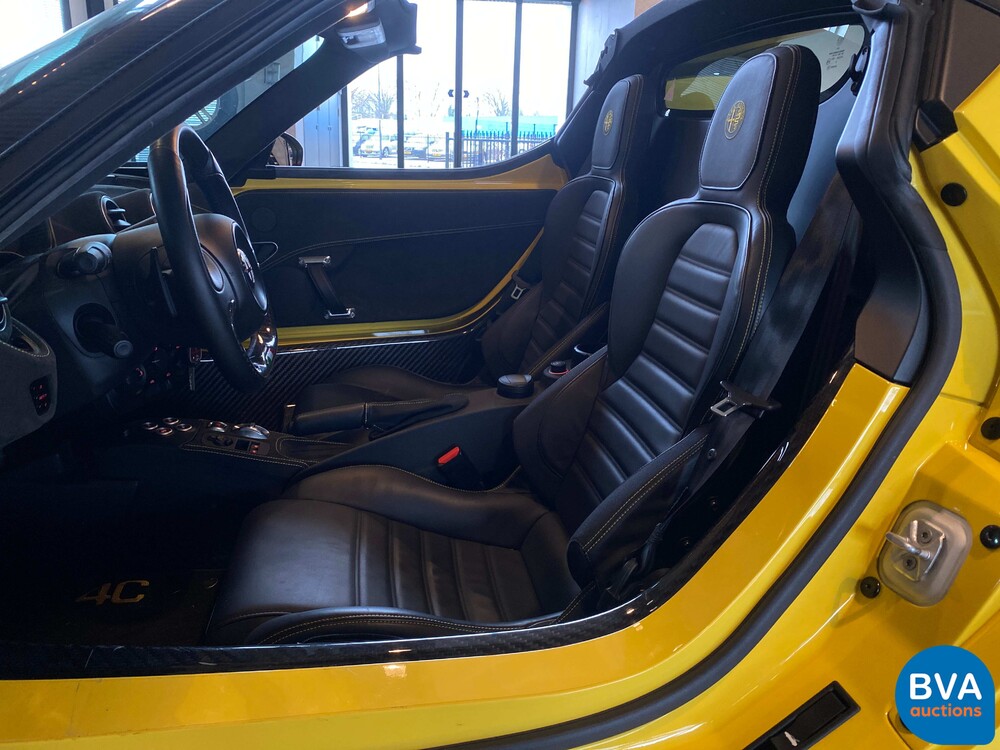 Alfa-Romeo 4C Spider 1750TBI Carbon TCT A6 240hp Cabriolet, PP-846-X.