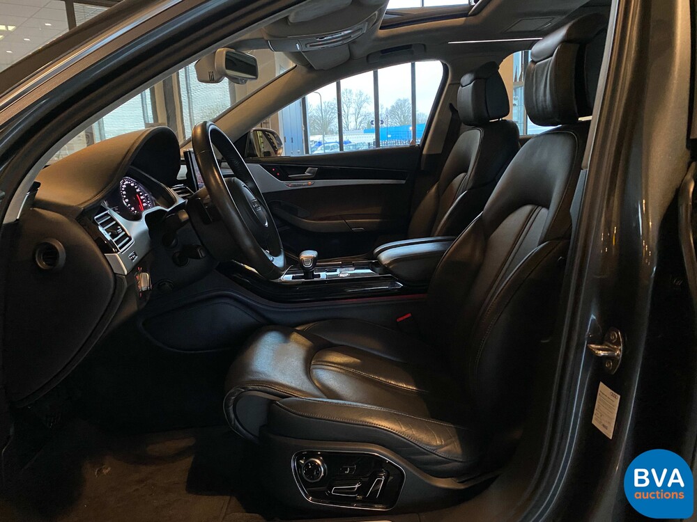 Audi A8 6.3 W12 quattro Lang Pro Line+ 500hp 2011 -Org. NL-, 04-RHV-9.