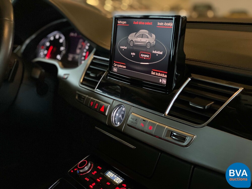Audi A8 6.3 W12 quattro Lang Pro Line+ 500hp 2011 -Org. NL-, 04-RHV-9.