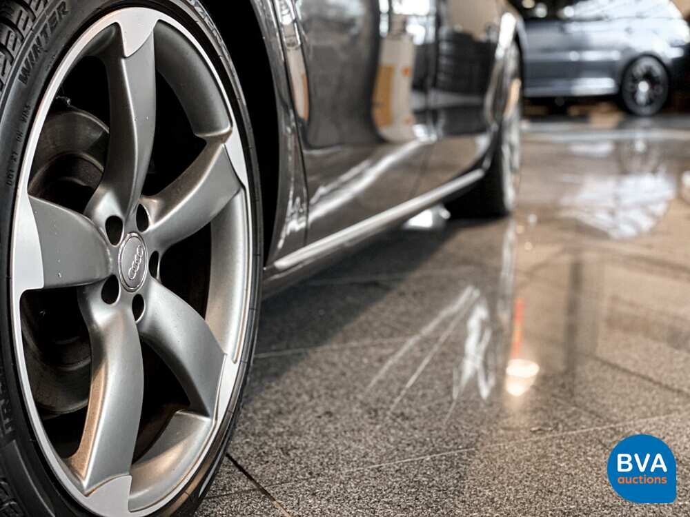 Audi A8 6.3 W12 quattro Lang Pro Line+ 500hp 2011 -Org. NL-, 04-RHV-9.