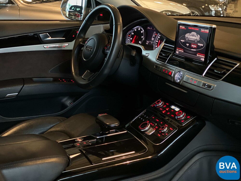 Audi A8 6.3 W12 quattro Lang Pro Line+ 500hp 2011 -Org. NL-, 04-RHV-9.