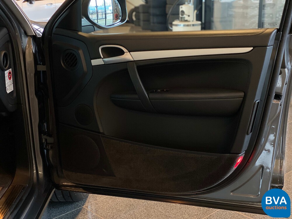 Porsche Cayenne Turbo 4.8 V8 500hp 2007.