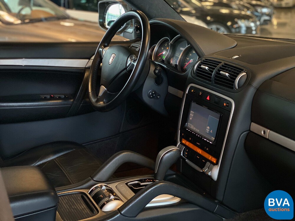 Porsche Cayenne Turbo 4.8 V8 500hp 2007.