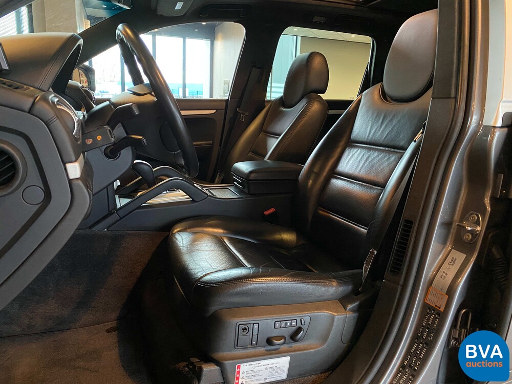 Porsche Cayenne Turbo 4.8 V8 500hp 2007.