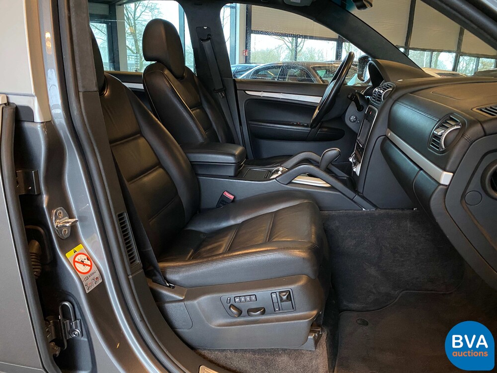 Porsche Cayenne Turbo 4.8 V8 500hp 2007.