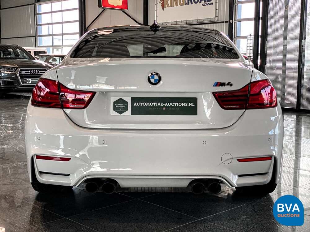 BMW M4 Competition Coupé M-sport 450hp 2017 M-PERFORMANCE.