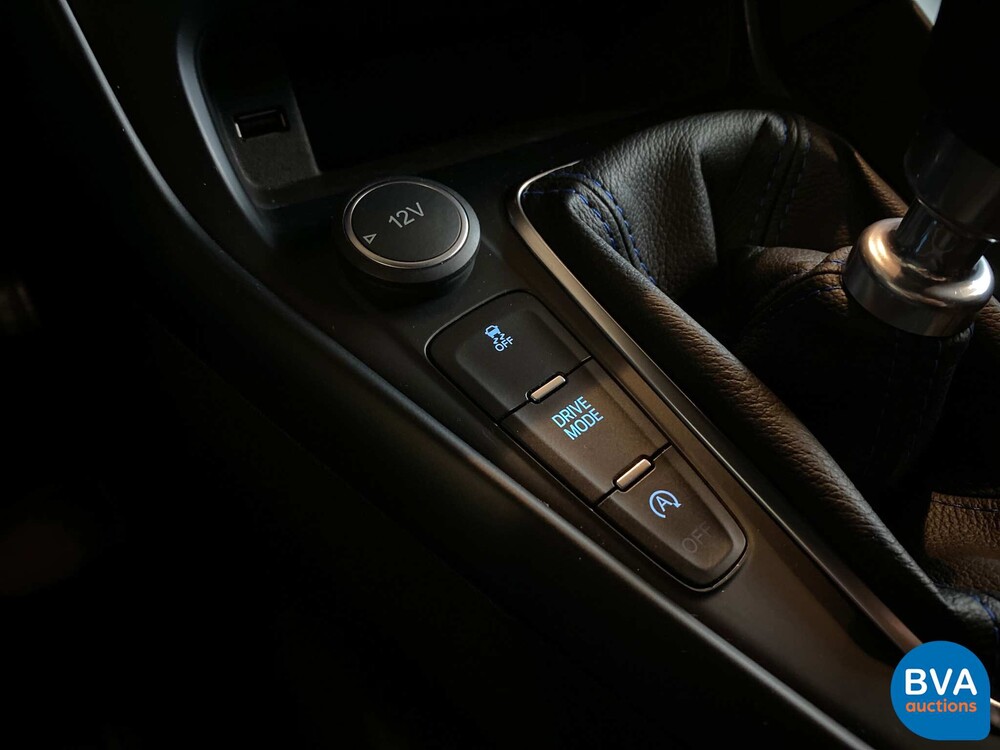 2017 Ford Focus RS 350hp.