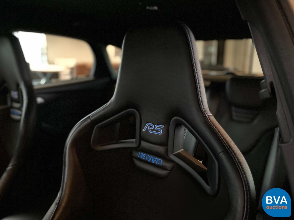 2017 Ford Focus RS 350hp.