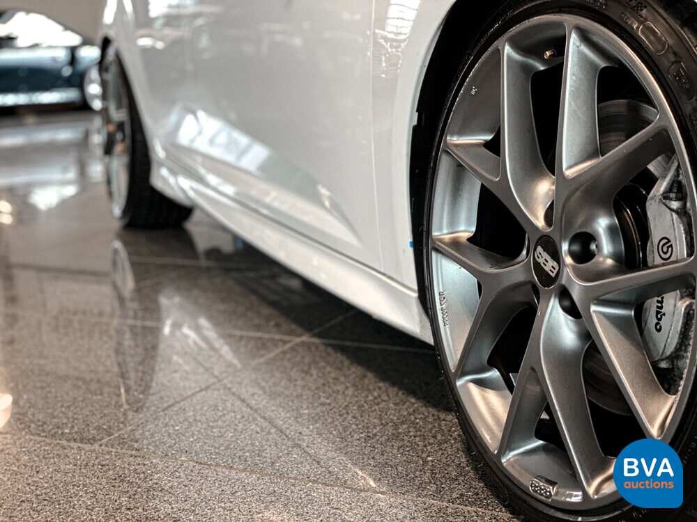 2017 Ford Focus RS 350hp.