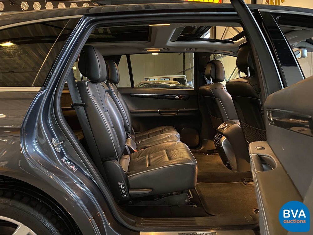 Mercedes-Benz R350 CDI BueTec Long 4-Matic 7-person R-class 211pk 2011, RS-281-P.