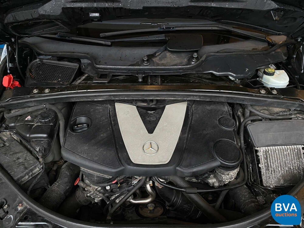 Mercedes-Benz R350 CDI BueTec Long 4-Matic 7-person R-class 211pk 2011, RS-281-P.