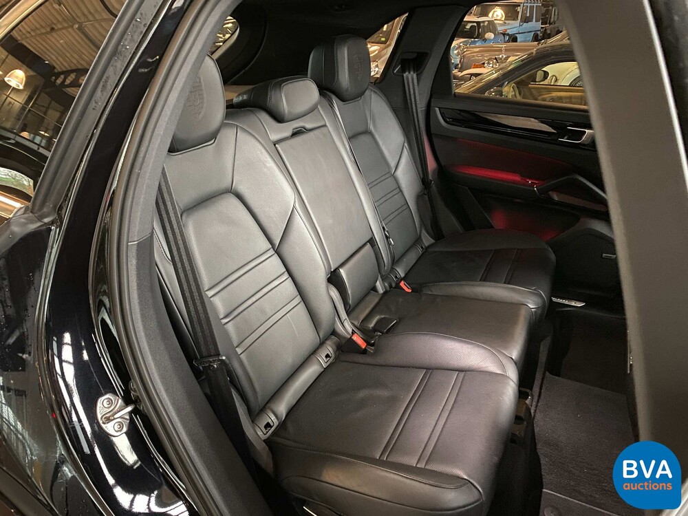 Porsche Cayenne E-Hybrid SportChrono 462pk 2018 -Org NL- -NW Model-, TG-791-N.