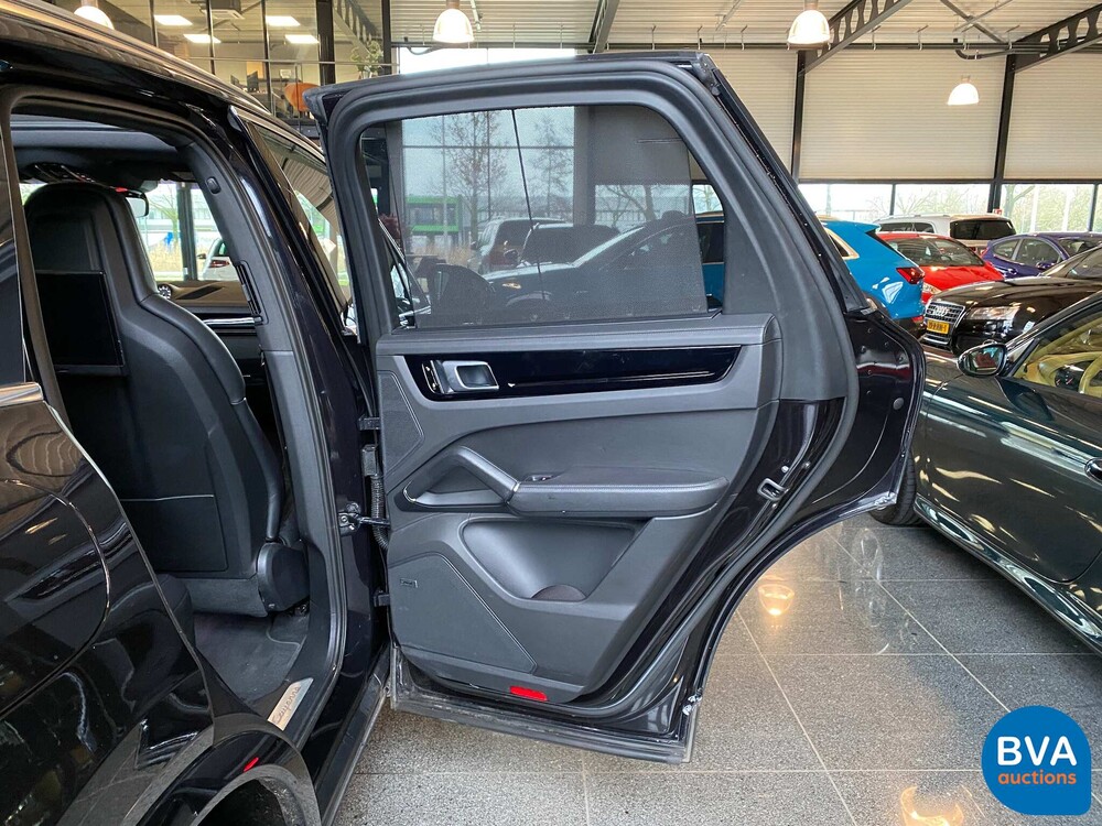 Porsche Cayenne E-Hybrid SportChrono 462pk 2018 -Org NL- -NW Model-, TG-791-N.