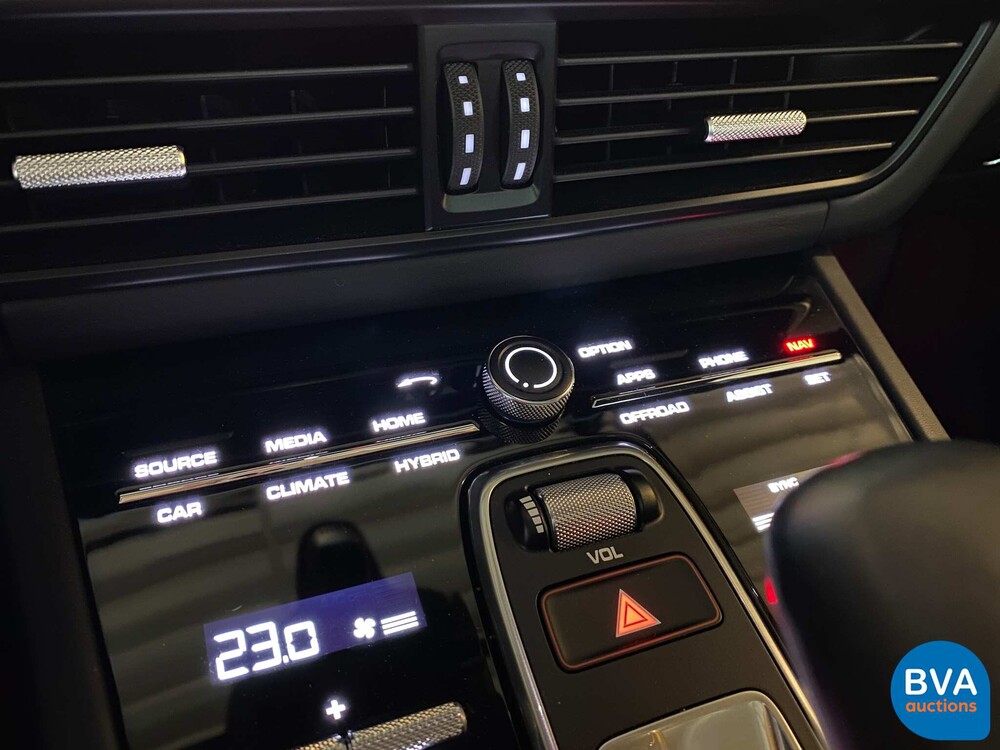 Porsche Cayenne E-Hybrid SportChrono 462pk 2018 -Org NL- -NW Model-, TG-791-N.