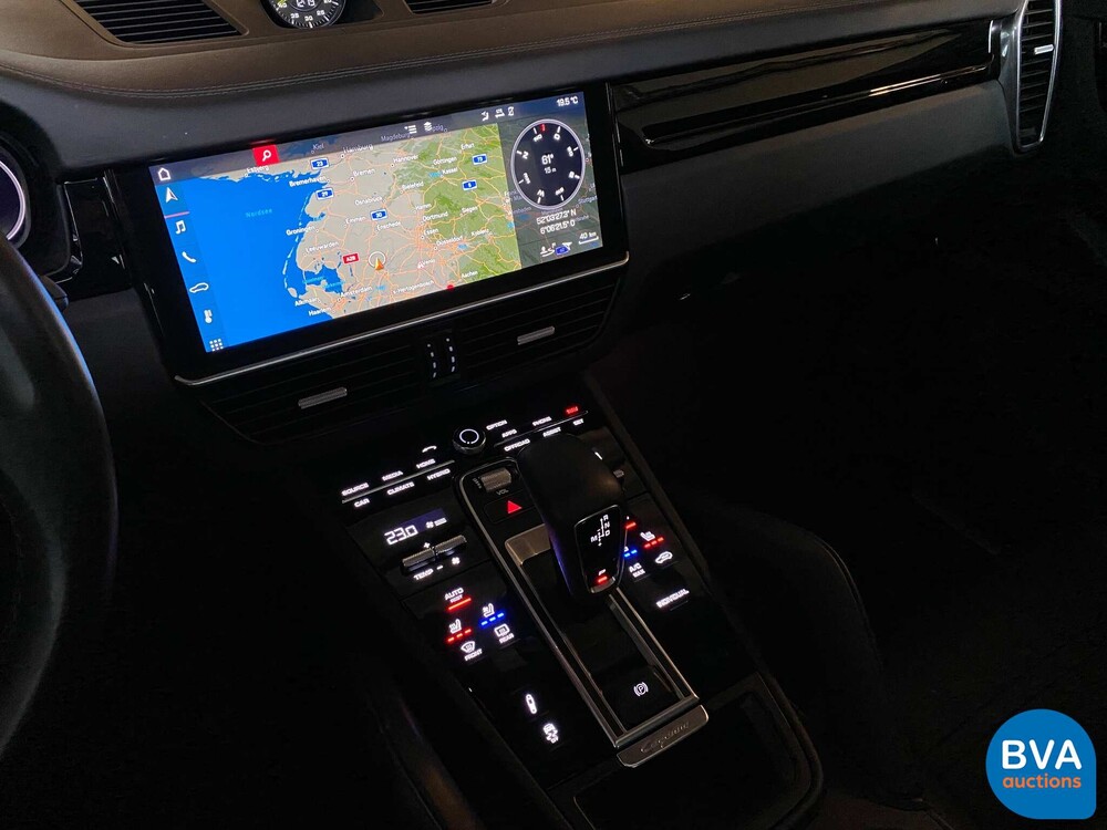 Porsche Cayenne E-Hybrid SportChrono 462pk 2018 -Org NL- -NW Model-, TG-791-N.