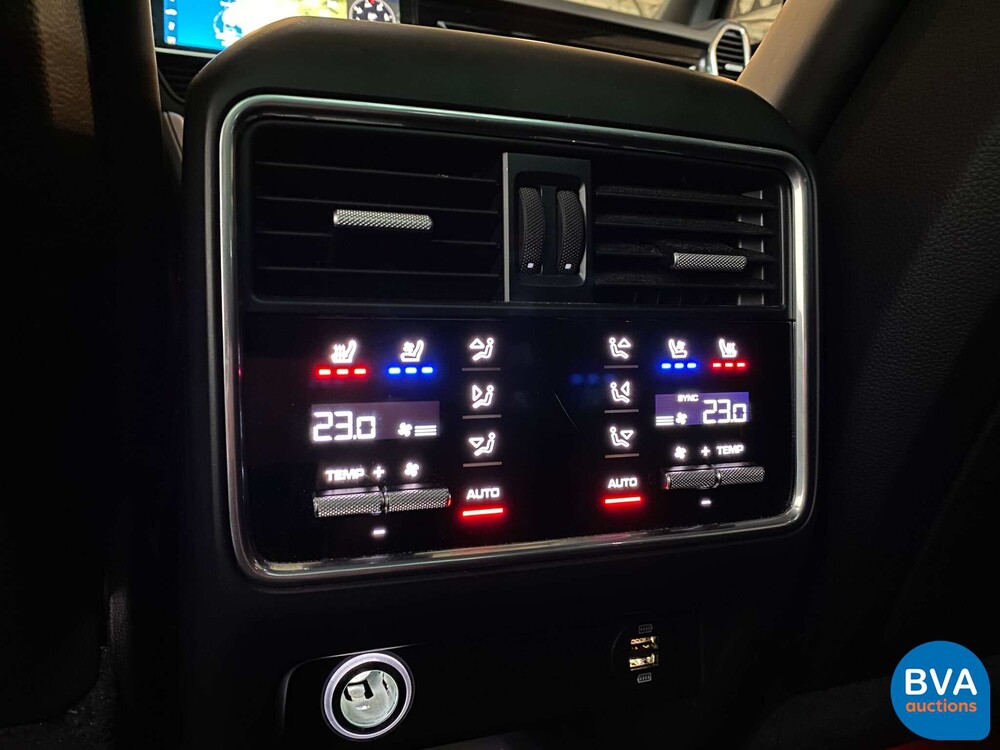 Porsche Cayenne E-Hybrid SportChrono 462pk 2018 -Org NL- -NW Model-, TG-791-N.