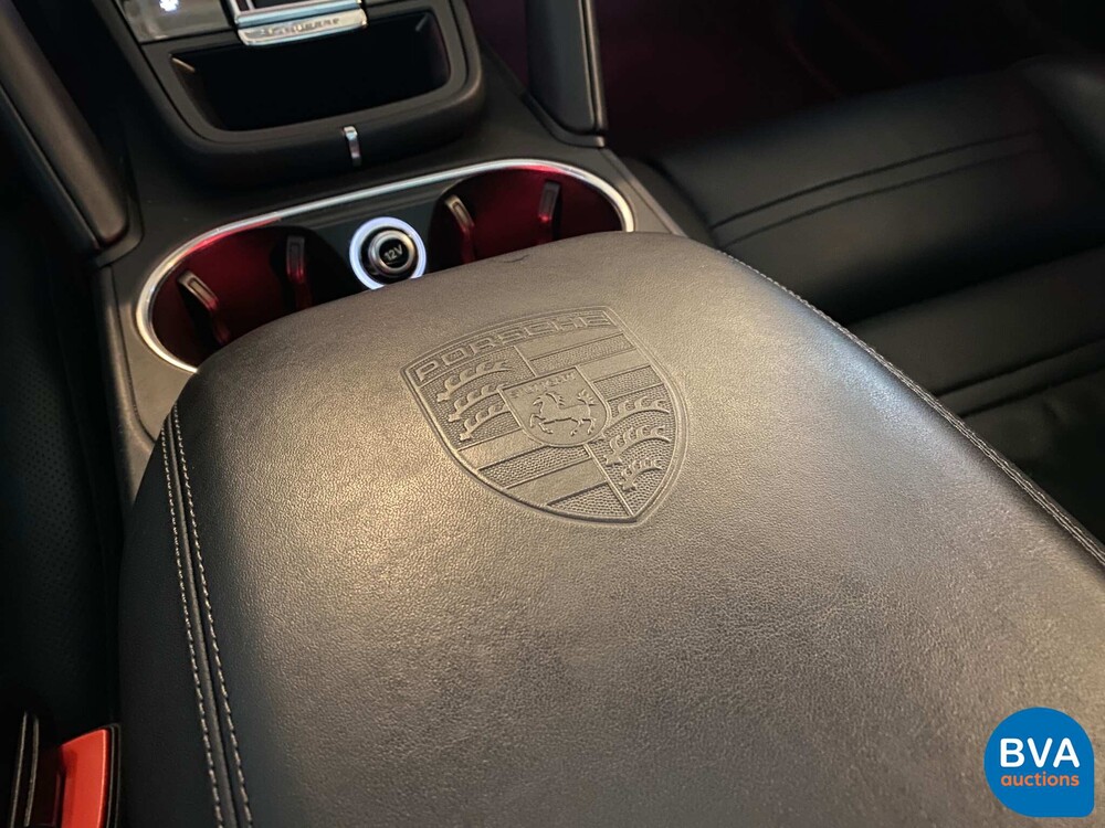 Porsche Cayenne E-Hybrid SportChrono 462pk 2018 -Org NL- -NW Model-, TG-791-N.