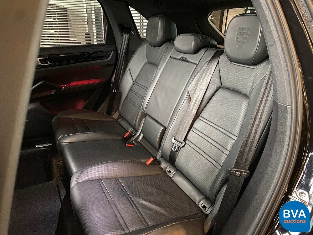 Porsche Cayenne E-Hybrid SportChrono 462pk 2018 -Org NL- -NW Model-, TG-791-N.