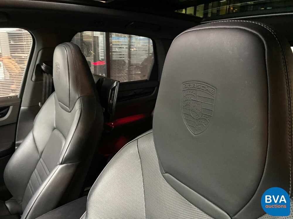 Porsche Cayenne E-Hybrid SportChrono 462pk 2018 -Org NL- -NW Model-, TG-791-N.