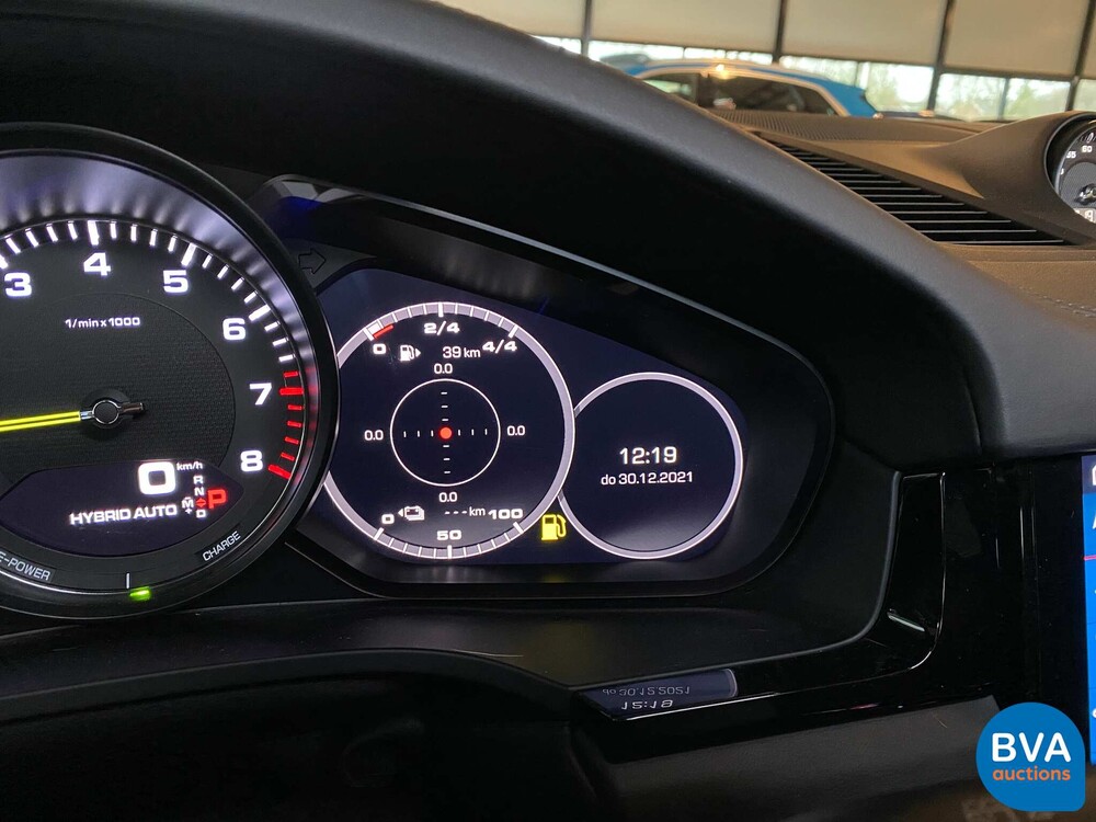 Porsche Cayenne E-Hybrid SportChrono 462pk 2018 -Org NL- -NW Model-, TG-791-N.