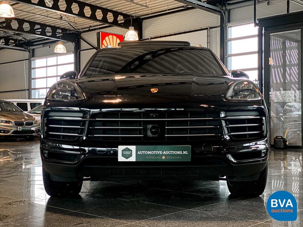 Porsche Cayenne E-Hybrid SportChrono 462pk 2018 -Org NL- -NW Model-, TG-791-N.